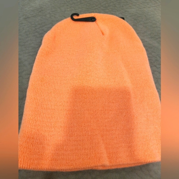 Forever 21 Toque - Picture 4 of 4